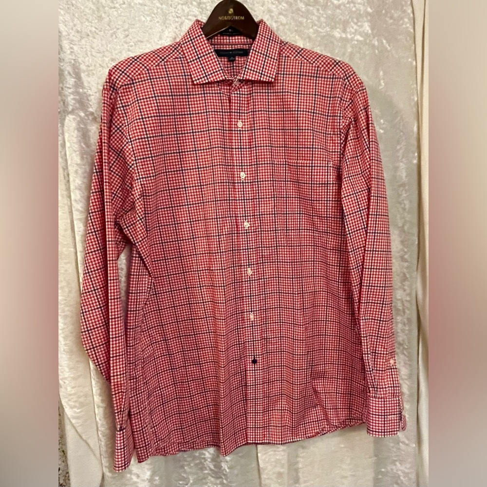 Tommy Hilfiger button down dress shirt